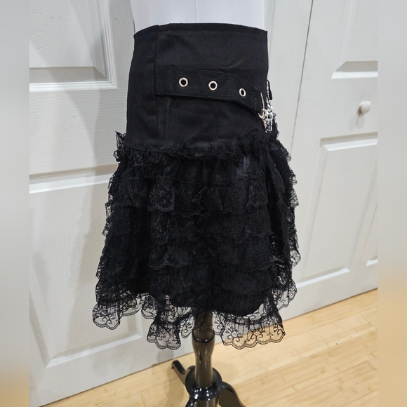 SOLD~Dolls Kill Tripp NYC Goth Black Crinoline Lace Tutu belt Skull Mini Skirt M - Picture 5 of 8